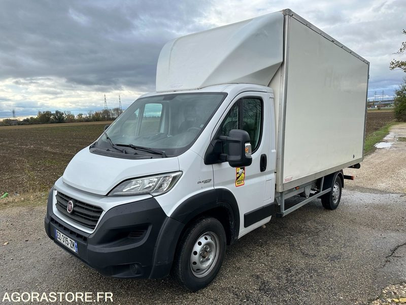 FOURGON - FIAT - DUCATO CAISSE 20m3 HAYON - 2018 / 108.000 KM - Panel van: picture 2 FOURGON - FIAT - DUCATO CAISSE 20m3 HAYON - 2018 / 108.000 KM - Panel van: picture 2
