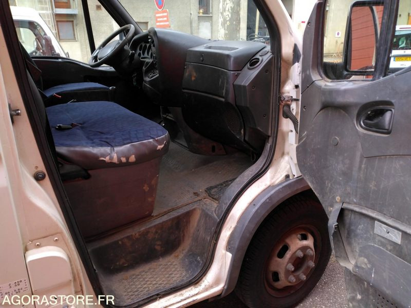 IVECO AMPLIROLL - Open body delivery van: picture 5 IVECO AMPLIROLL - Open body delivery van: picture 5