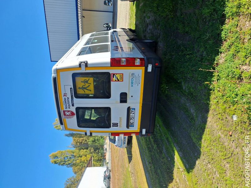 IVECO BUS DAILY N°102095 - Minibus: picture 3 IVECO BUS DAILY N°102095 - Minibus: picture 3