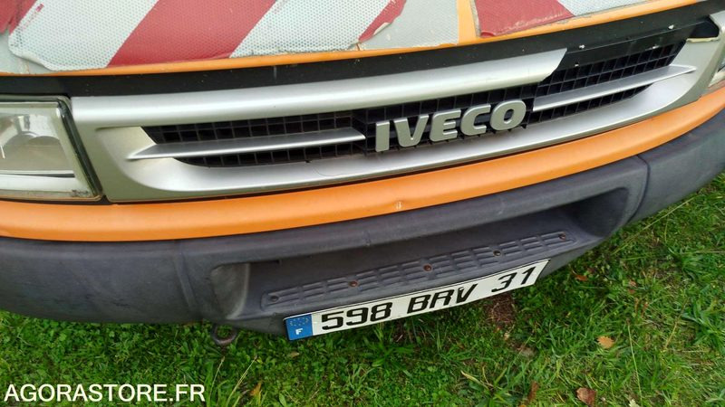 Iveco 35S12 - 2006 - 317864km - 598BRV31 - Tipper van: picture 4 Iveco 35S12 - 2006 - 317864km - 598BRV31 - Tipper van: picture 4