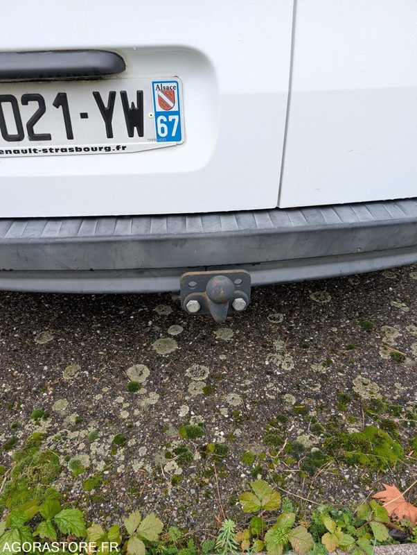 Leasing of  KANGOO de 2013 avec galerie toit et attache remorque - 75 CV - 81 502 KM KANGOO de 2013 avec galerie toit et attache remorque - 75 CV - 81 502 KM: picture 6