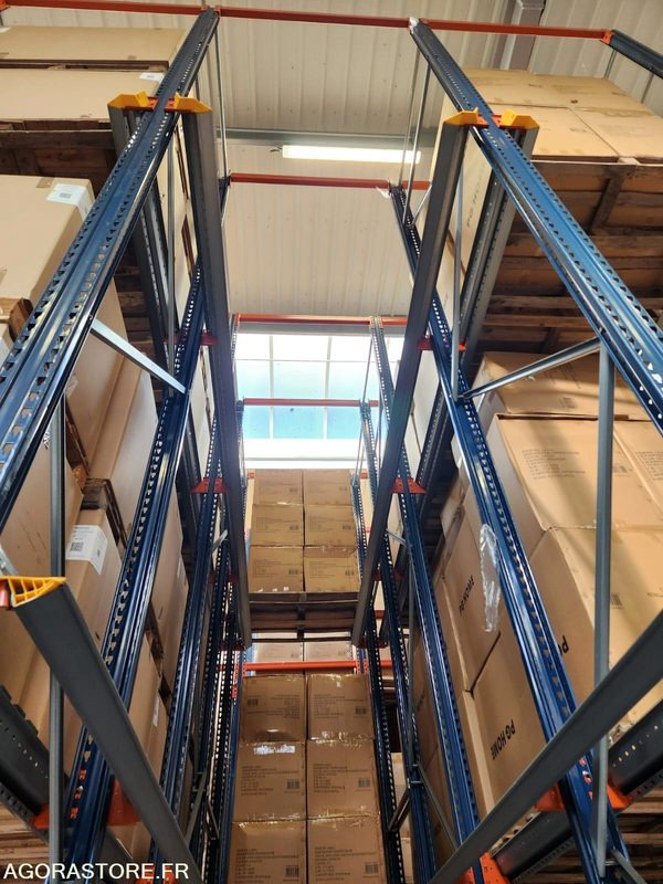LOT DE 17 TRAVERSES MECALUX - Tool/ Equipment: picture 1 LOT DE 17 TRAVERSES MECALUX - Tool/ Equipment: picture 1