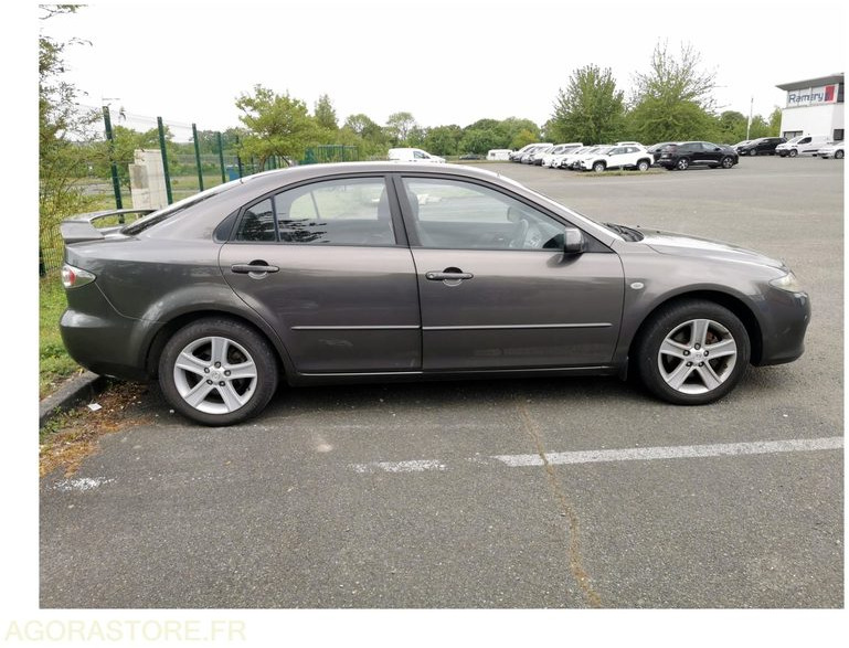 MAZDA 6 HATCHBACK - 93 386 KM - 2007 - Car: picture 5 MAZDA 6 HATCHBACK - 93 386 KM - 2007 - Car: picture 5