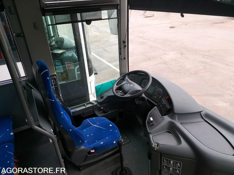 MERCEDES INTOURO N°083351 - School bus: picture 3 MERCEDES INTOURO N°083351 - School bus: picture 3