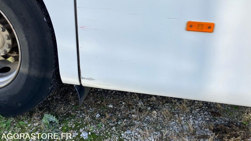 MERCEDES INTOURO N°093252 - School bus: picture 4 MERCEDES INTOURO N°093252 - School bus: picture 4