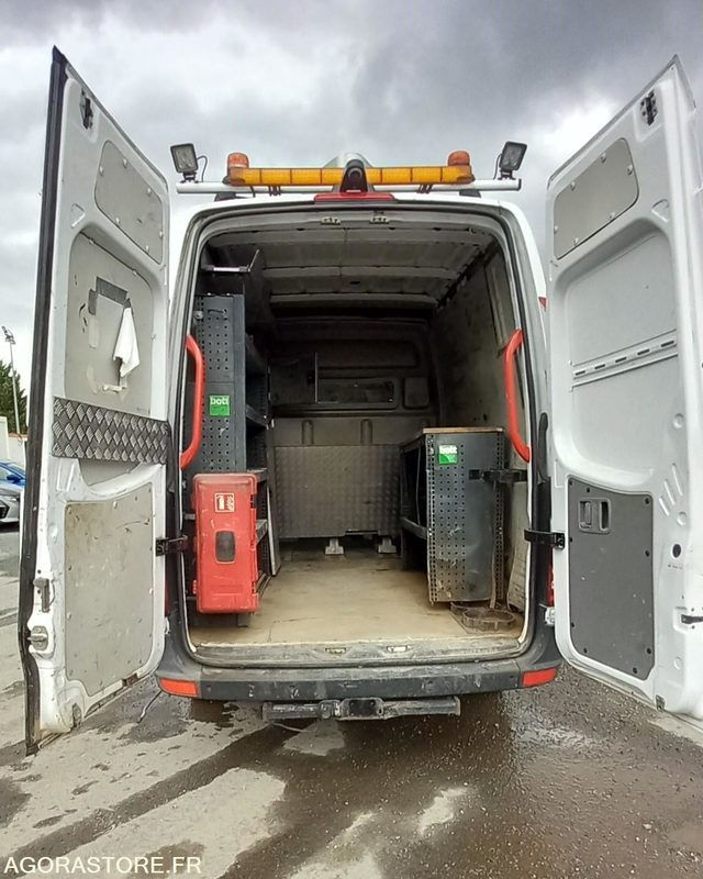 MERCEDES SPRINTER diesel - Année 2018 - 349.100km - Panel van: picture 5 MERCEDES SPRINTER diesel - Année 2018 - 349.100km - Panel van: picture 5