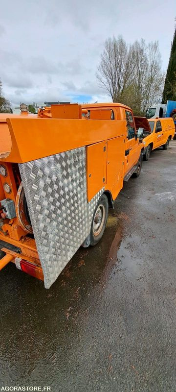 MINI COMBINE RIVARD/TOYOTA 2002 DW724WF (VENTE UNIQUEMENT EXPORT) - SUV: picture 4 MINI COMBINE RIVARD/TOYOTA 2002 DW724WF (VENTE UNIQUEMENT EXPORT) - SUV: picture 4