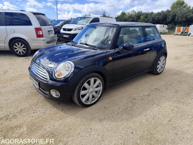 MINI COOPER 1.6 120CV - 2006 - 170500KMS - Car: picture 1 MINI COOPER 1.6 120CV - 2006 - 170500KMS - Car: picture 1