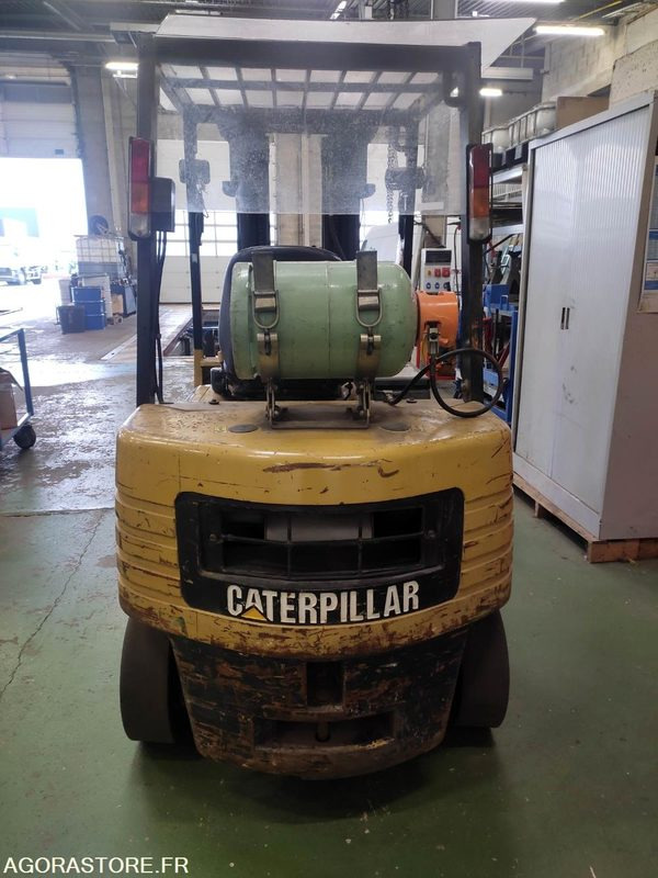 CHARIOT ELEVATEUR CATERPILLAR GP25 D4800 - Material handling equipment: picture 5 CHARIOT ELEVATEUR CATERPILLAR GP25 D4800 - Material handling equipment: picture 5