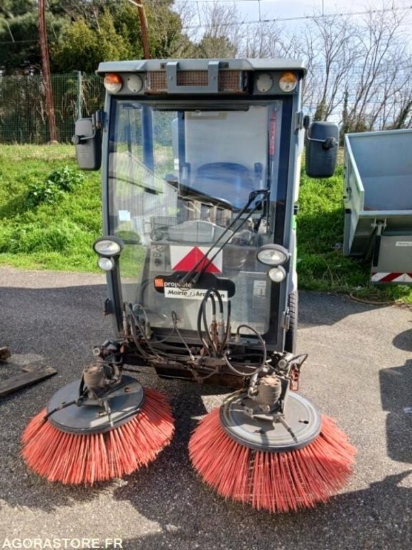 Mini balayeuse HAKO C1250 - Road sweeper: picture 1 Mini balayeuse HAKO C1250 - Road sweeper: picture 1