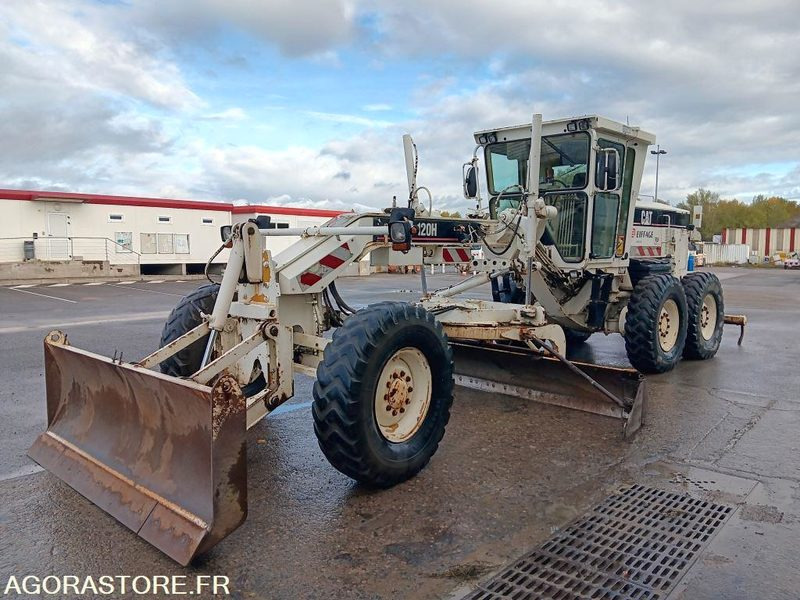 NIVELEUSE - CATERPILLAR 120 VHP 2007 / 11 955 Heures (M4979) - Grader: picture 1 NIVELEUSE - CATERPILLAR 120 VHP 2007 / 11 955 Heures (M4979) - Grader: picture 1