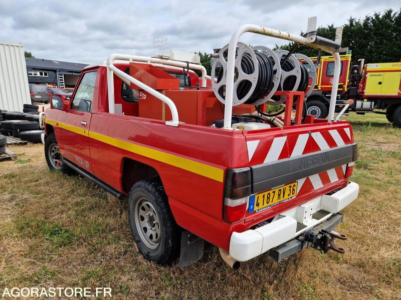 Nissan Patrol - 4187RV36 - Tipper van: picture 4 Nissan Patrol - 4187RV36 - Tipper van: picture 4