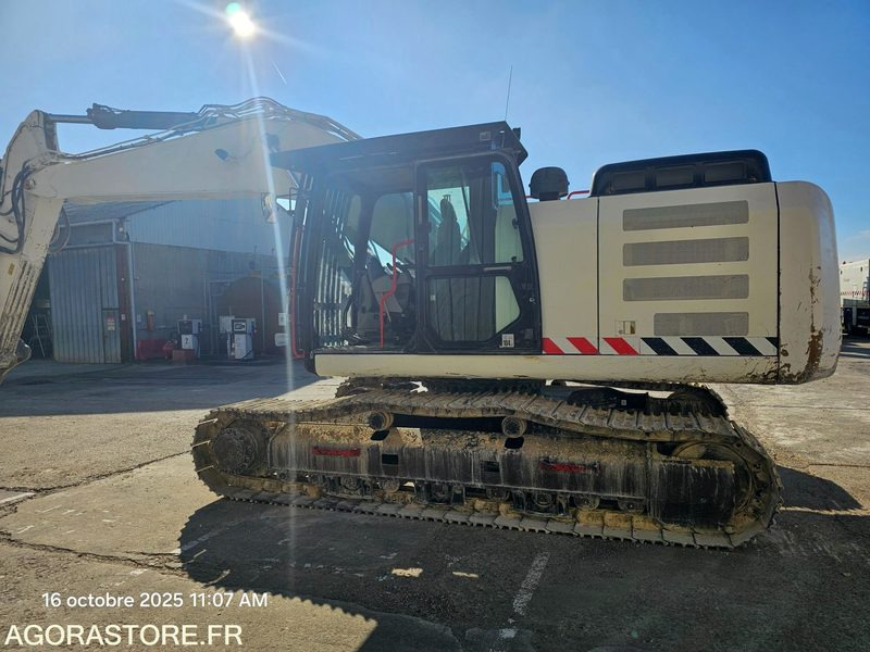 PELLE A CHENILLE CATERPILLAR 330F L - 2017 / 9548H (MPC024) - Excavator: picture 3 PELLE A CHENILLE CATERPILLAR 330F L - 2017 / 9548H (MPC024) - Excavator: picture 3
