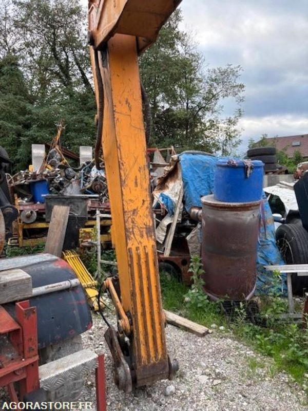 PELLE A CHENILLES HYUNDAI ROBEX 130LCD-3 2000 10083 HEURES - Excavator: picture 2 PELLE A CHENILLES HYUNDAI ROBEX 130LCD-3 2000 10083 HEURES - Excavator: picture 2