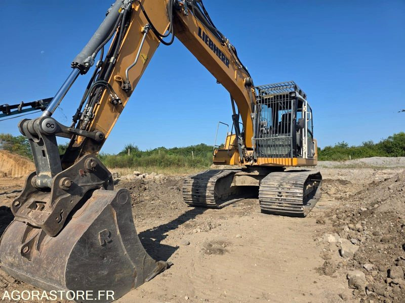 PELLE LIEBHER R 918 AVEC CRIBLEUSE - 3816heures - 2017 - Excavator: picture 3 PELLE LIEBHER R 918 AVEC CRIBLEUSE - 3816heures - 2017 - Excavator: picture 3