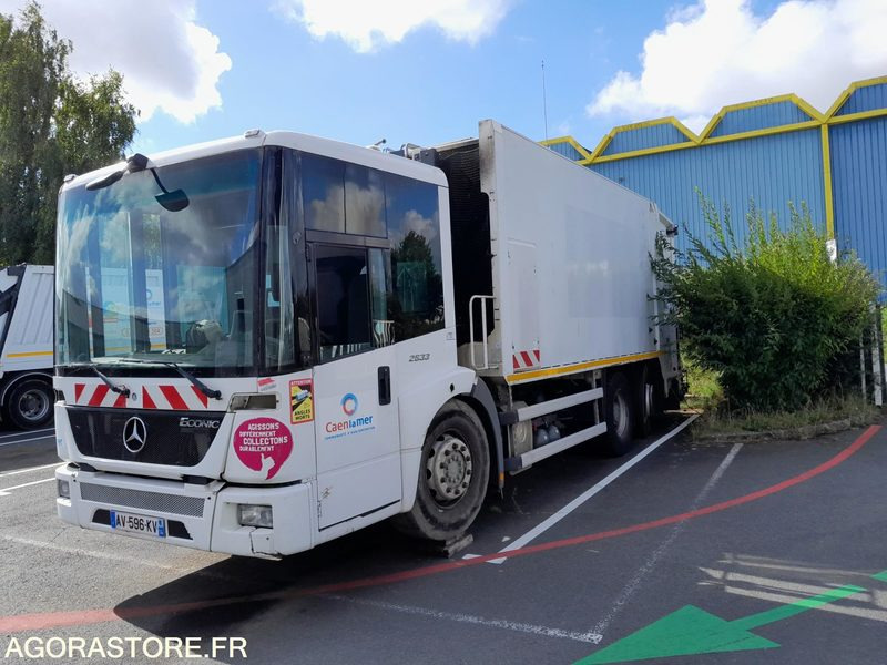 PL BOM MERCEDES - Garbage truck: picture 1 PL BOM MERCEDES - Garbage truck: picture 1