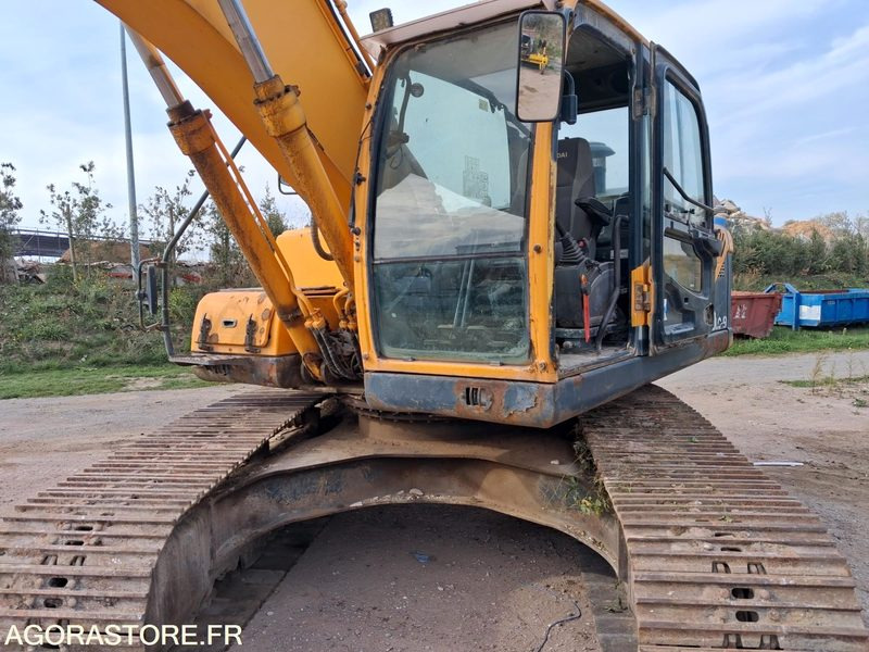 Pelle Hyundai 210LC-9 - 2011 / 14000 HEURES - Excavator: picture 4 Pelle Hyundai 210LC-9 - 2011 / 14000 HEURES - Excavator: picture 4