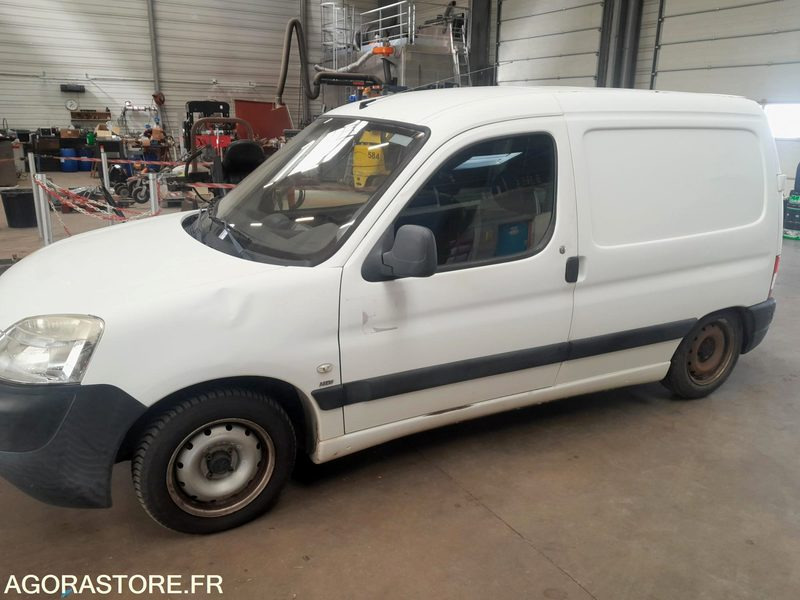 Peugeot Partner - Small van: picture 2 Peugeot Partner - Small van: picture 2
