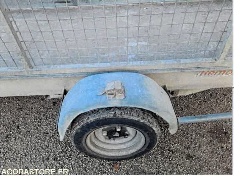 REMORQUE FREINEE AVEC CARTE GRISE - Garden equipment: picture 1 REMORQUE FREINEE AVEC CARTE GRISE - Garden equipment: picture 1