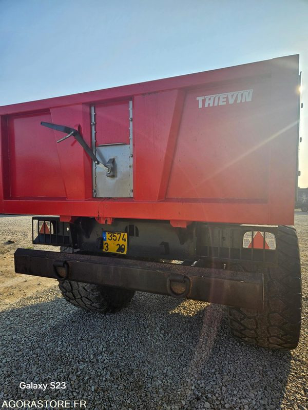 REMORQUE TP THIEVIN MASTER 210-62 DE 2011 - Tipper trailer: picture 4 REMORQUE TP THIEVIN MASTER 210-62 DE 2011 - Tipper trailer: picture 4
