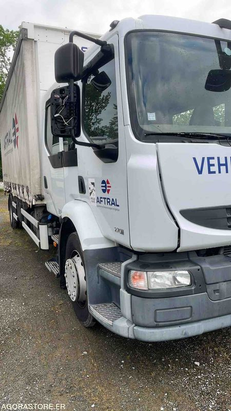 RENAULT 270 DXI - 2010 - 335258kms - Curtainsider truck: picture 3 RENAULT 270 DXI - 2010 - 335258kms - Curtainsider truck: picture 3