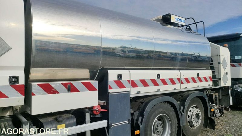 RENAULT C380 - 2015 - 56483 KM - Tank truck: picture 4 RENAULT C380 - 2015 - 56483 KM - Tank truck: picture 4
