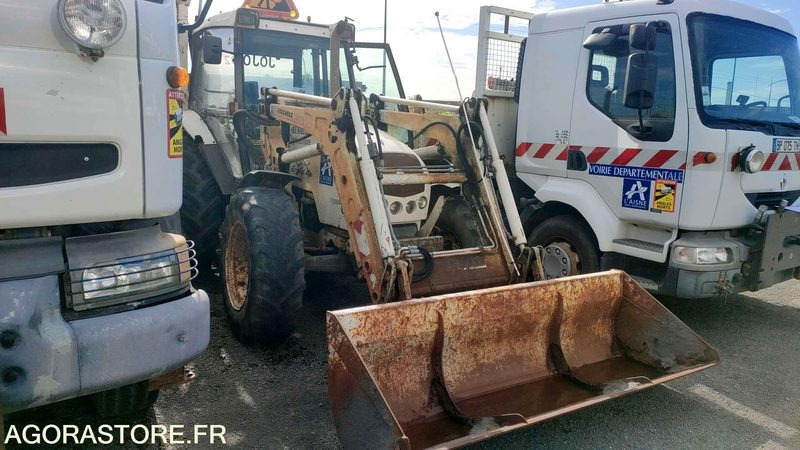 RENAULT ERGOS 446 - 2008 - Farm tractor: picture 2 RENAULT ERGOS 446 - 2008 - Farm tractor: picture 2