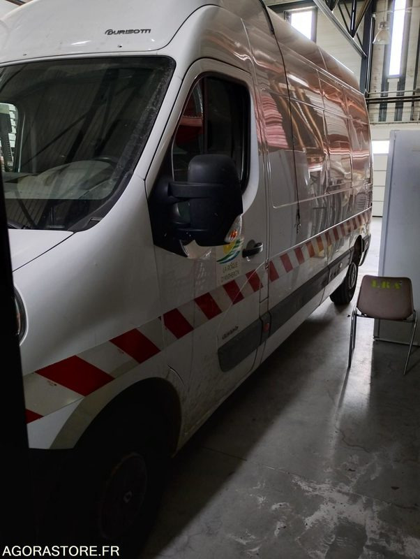RENAULT FOURGON - Tipper van: picture 2 RENAULT FOURGON - Tipper van: picture 2