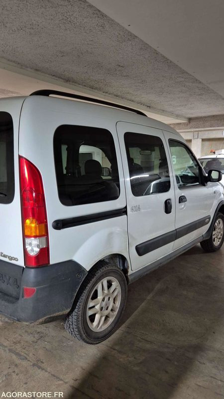 RENAULT KANGOO 4×4 - 2007 - 203659KM - Car: picture 5 RENAULT KANGOO 4×4 - 2007 - 203659KM - Car: picture 5