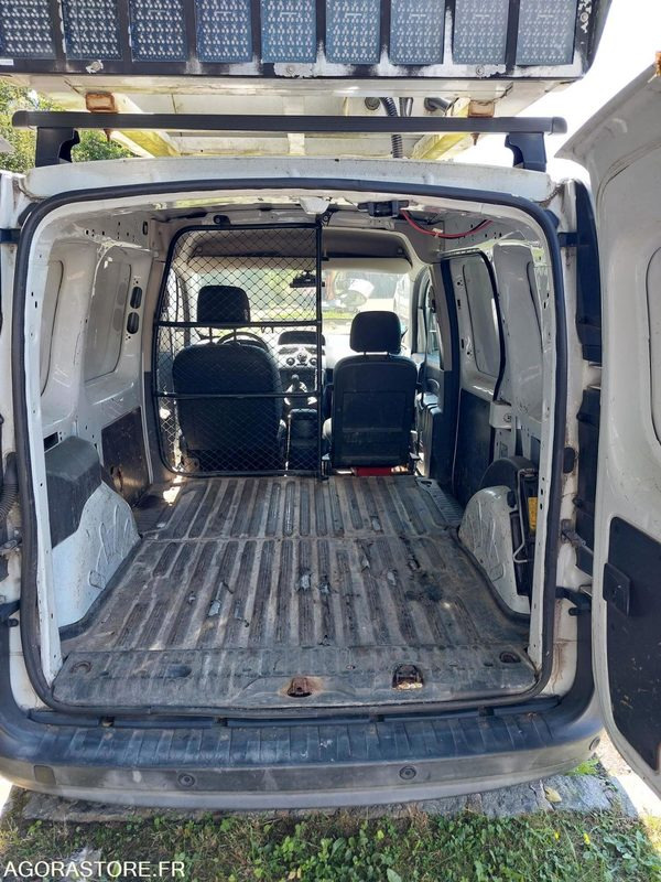 RENAULT KANGOO - Small van: picture 5 RENAULT KANGOO - Small van: picture 5