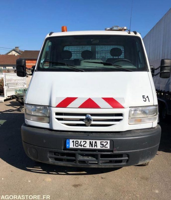 RENAULT MASCOTT - Open body delivery van: picture 2 RENAULT MASCOTT - Open body delivery van: picture 2