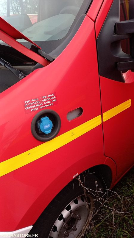 RENAULT - MASTER - 2014 - 184507KM - DL066AJ - Ambulance: picture 3 RENAULT - MASTER - 2014 - 184507KM - DL066AJ - Ambulance: picture 3