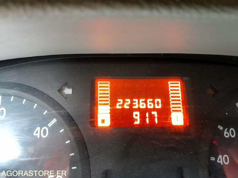 RENAULT MASTER FW 505 JD, 223 660kms? ANNEE 2006 - Tipper van: picture 3 RENAULT MASTER FW 505 JD, 223 660kms? ANNEE 2006 - Tipper van: picture 3