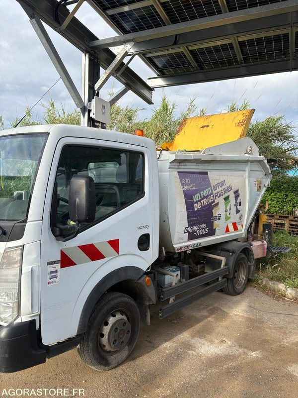 RENAULT MAXITY DIESEL AM 2013 BOM 83275KM CT-350-LL N° VIN: VF6SNFF24D3153920 - Tipper van: picture 3 RENAULT MAXITY DIESEL AM 2013 BOM 83275KM CT-350-LL N° VIN: VF6SNFF24D3153920 - Tipper van: picture 3