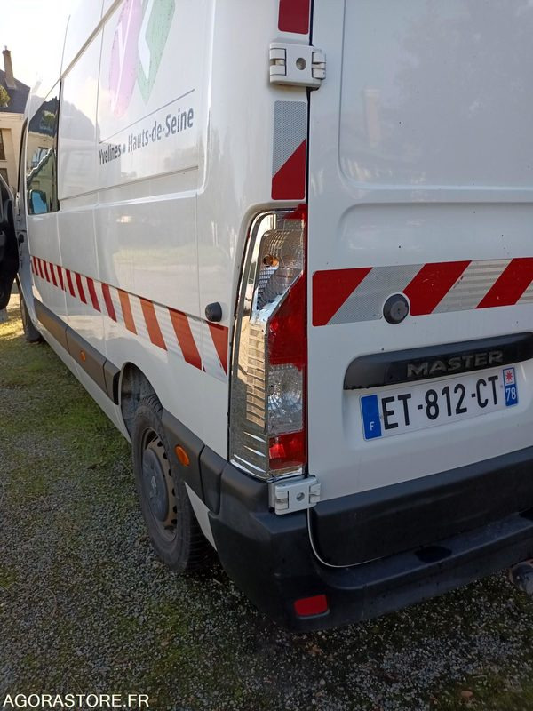 RENAULT Master double cabine L3 H2 130 CV - ET-812-CT - Panel van: picture 5 RENAULT Master double cabine L3 H2 130 CV - ET-812-CT - Panel van: picture 5