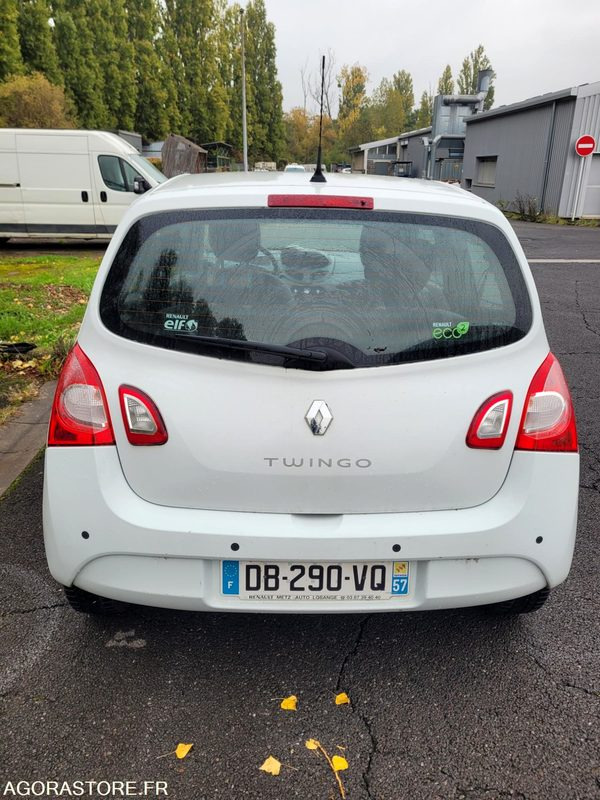 RENAULT TWINGO - DB-290-VQ - VIN VF1CNJ10550142907 - Car: picture 3 RENAULT TWINGO - DB-290-VQ - VIN VF1CNJ10550142907 - Car: picture 3