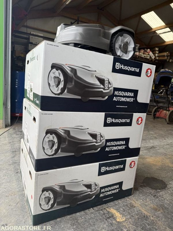 ROBOT de tonte NEUF 305 Husqvarna Unitaire - Garden mower: picture 4 ROBOT de tonte NEUF 305 Husqvarna Unitaire - Garden mower: picture 4