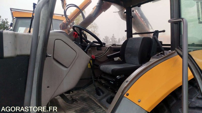 Farm tractor Renault Ergos 100 - 2001 - 11860h - 161ASD31: picture 12 Farm tractor Renault Ergos 100 - 2001 - 11860h - 161ASD31: picture 12