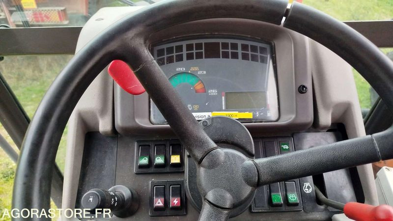 Farm tractor Renault Ergos 100 - 2001 - 11860h - 161ASD31: picture 19 Farm tractor Renault Ergos 100 - 2001 - 11860h - 161ASD31: picture 19