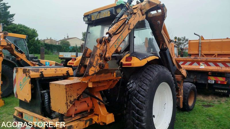 Farm tractor Renault Ergos 100 - 2001 - 11860h - 161ASD31: picture 13 Farm tractor Renault Ergos 100 - 2001 - 11860h - 161ASD31: picture 13