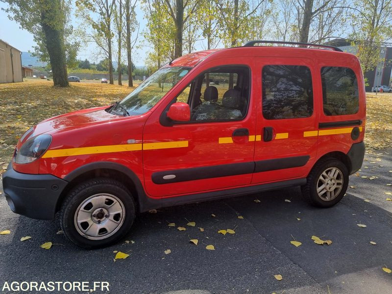 Renault Kangoo 4x4 - 9031 YE 63 - 2006 - Small van: picture 2 Renault Kangoo 4x4 - 9031 YE 63 - 2006 - Small van: picture 2