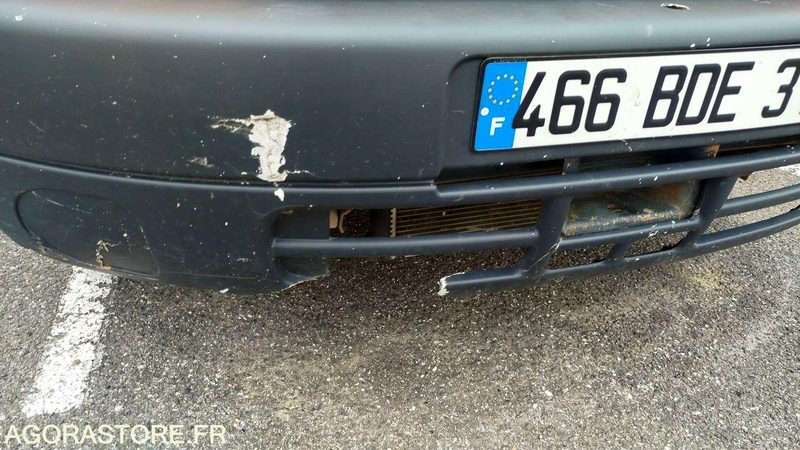 Renault Mascott - 2003 - 209464km - 466BDE31 - Tipper van: picture 3 Renault Mascott - 2003 - 209464km - 466BDE31 - Tipper van: picture 3