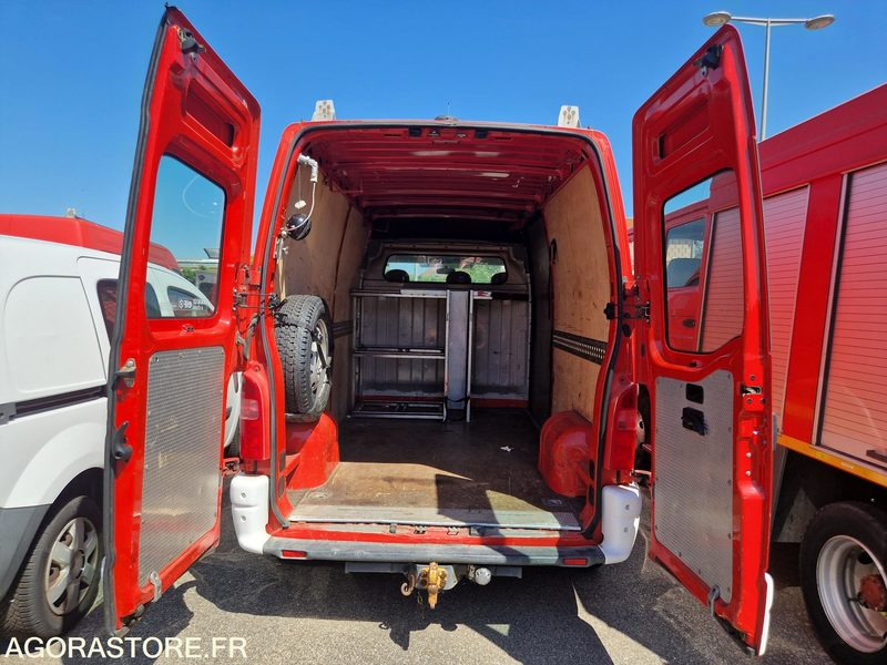 Panel van Renault Master -125YR69: picture 19