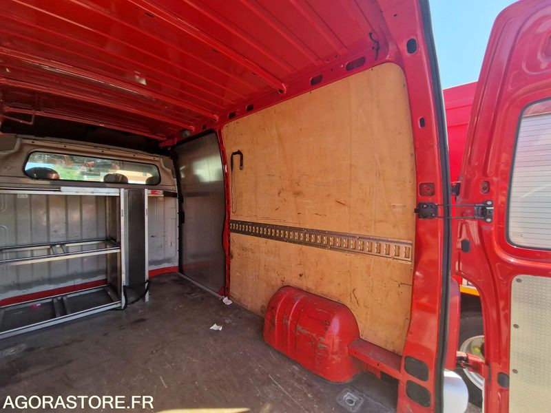Panel van Renault Master -125YR69: picture 20