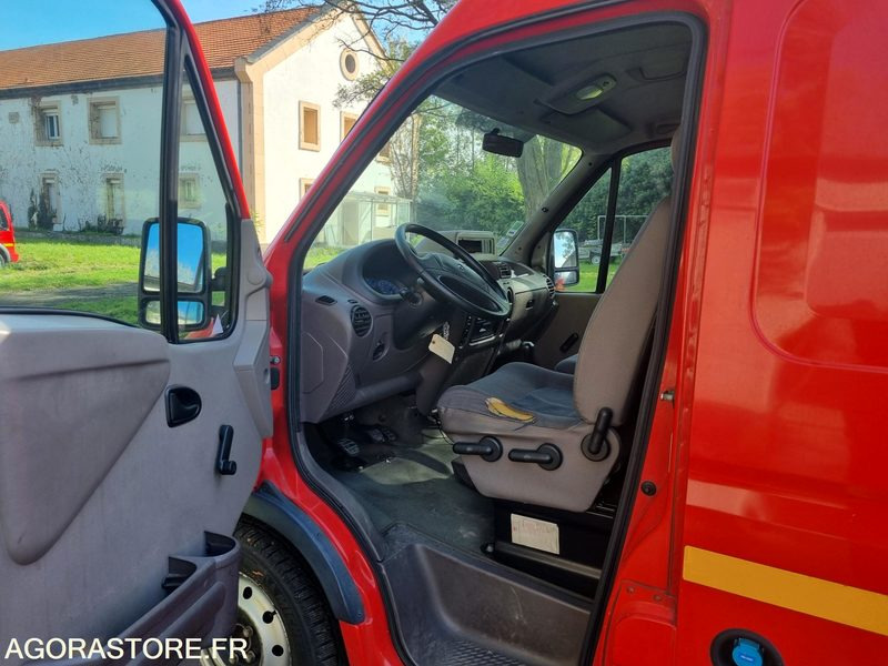 Renault Master L2H2 - CH 738 CG - Compresseur - 2001 - Panel van: picture 5 Renault Master L2H2 - CH 738 CG - Compresseur - 2001 - Panel van: picture 5