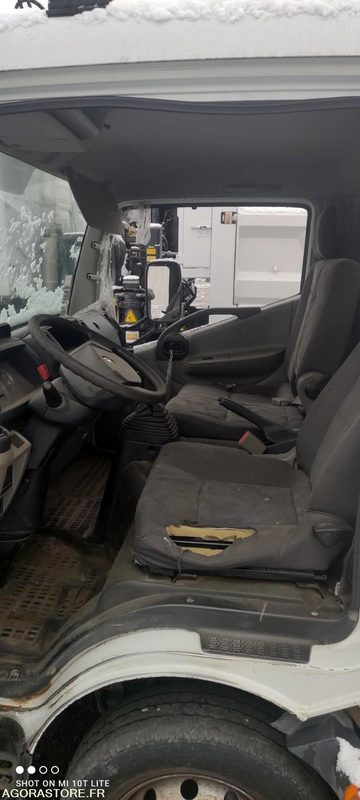 Renault Maxity Benne 110 DXI 103125kms 2009 - Tipper van: picture 4 Renault Maxity Benne 110 DXI 103125kms 2009 - Tipper van: picture 4