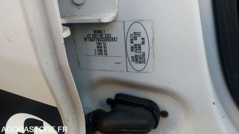 Renault Zoe - 2016 - Car: picture 5 Renault Zoe - 2016 - Car: picture 5