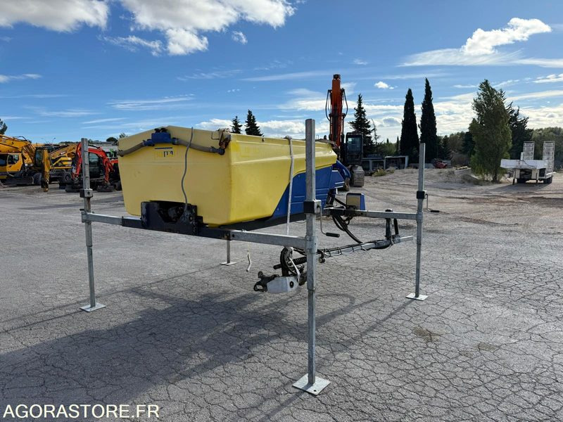 SALEUSE SCHMIDT SYNTOS S08-21 PECN-350 - Sand/ Salt spreader: picture 5 SALEUSE SCHMIDT SYNTOS S08-21 PECN-350 - Sand/ Salt spreader: picture 5