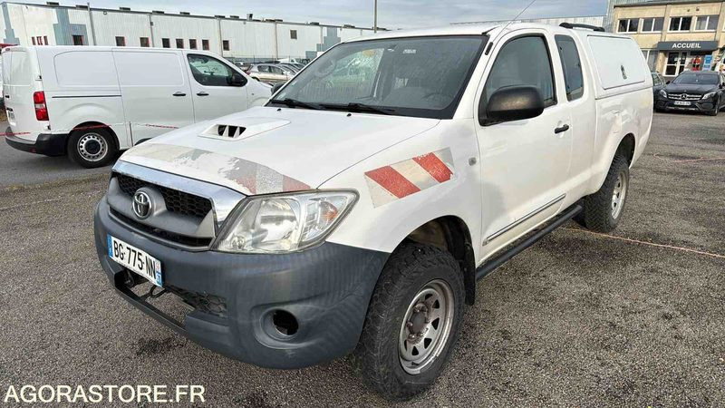 TOYOTA HILUX - 2011 - BG775NN - Pickup truck: picture 1 TOYOTA HILUX - 2011 - BG775NN - Pickup truck: picture 1