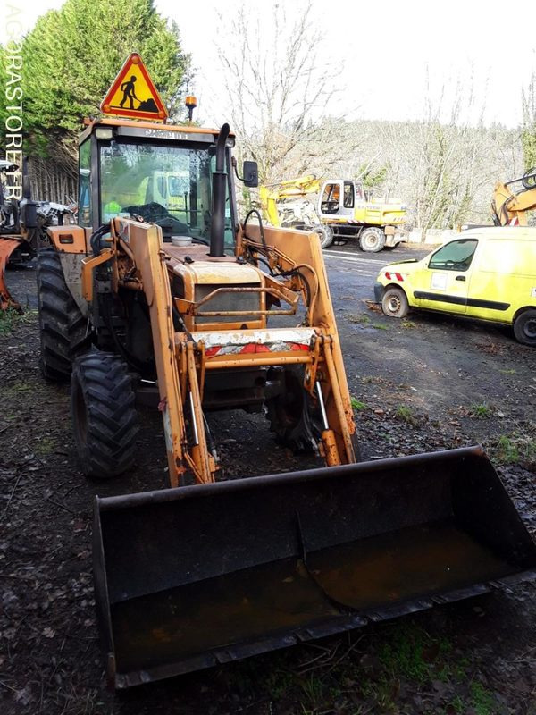 TRACTEUR RENAULT 750 MI CHARGEUR E3285 - Farm tractor: picture 3 TRACTEUR RENAULT 750 MI CHARGEUR E3285 - Farm tractor: picture 3